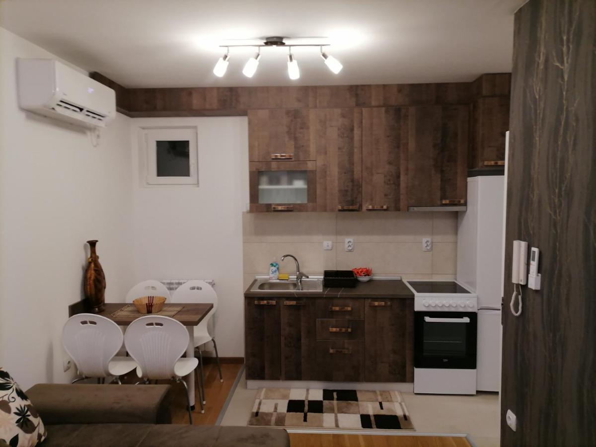 Apartman Ana Ni Extérieur photo