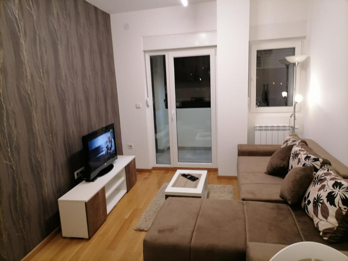 Apartman Ana Ni Extérieur photo
